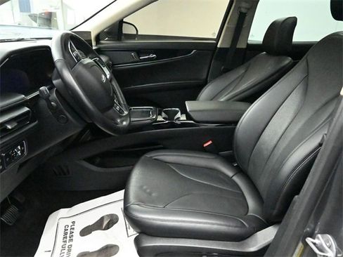 Certified 2023 Lincoln Nautilus Reserve w/ Monochromatic Package image 9