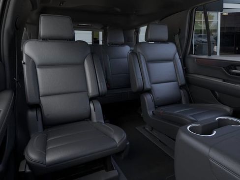 Used 2026 GMC Yukon Denali w/ Sun & Power Step Package AWD/4WD image 17