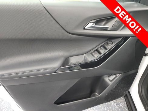 New 2026 Chevrolet Equinox LT w/ Convenience Package II image 15