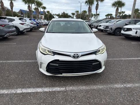 Used 2016 Toyota Avalon Touring image 5