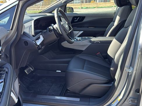 New 2025 Cadillac Optiq Luxury 1 w/ LPO, Floor Liner Package image 8