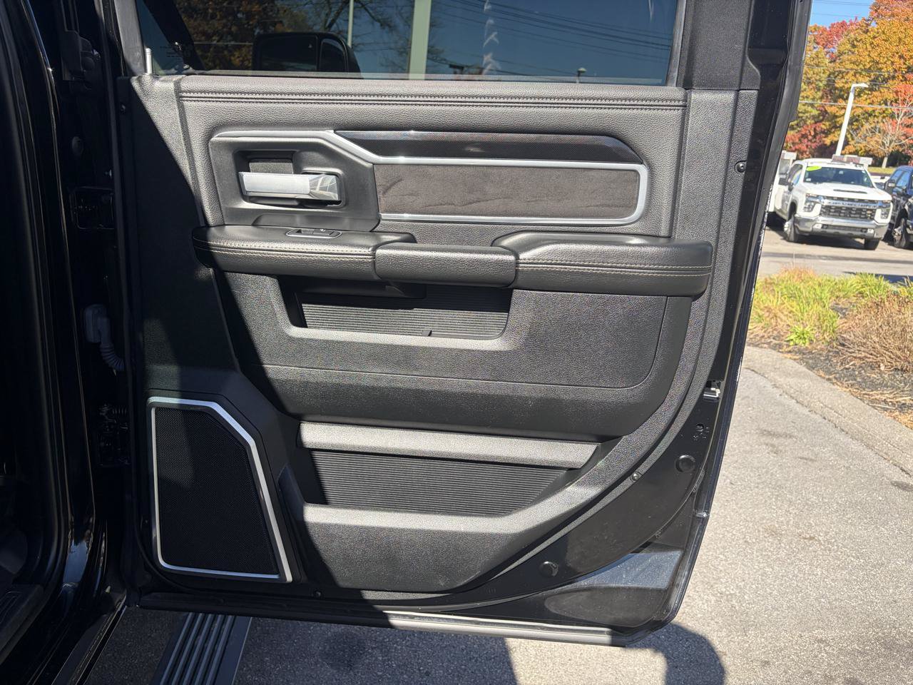 Used 2021 RAM 2500 Laramie AWD/4WD image 40