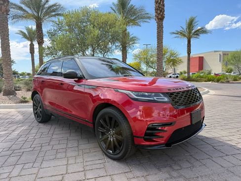 Used 2019 Land Rover Range Rover Velar R-Dynamic SE image 1