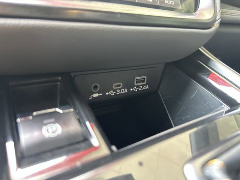 Used 2023 Subaru Outback Wilderness image 31