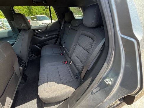 Used 2025 Chevrolet Equinox LT FWD image 33