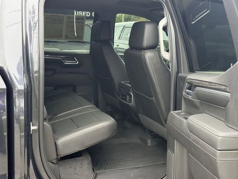 Used 2022 Chevrolet Silverado 1500 LTZ w/ Technology Package image 30