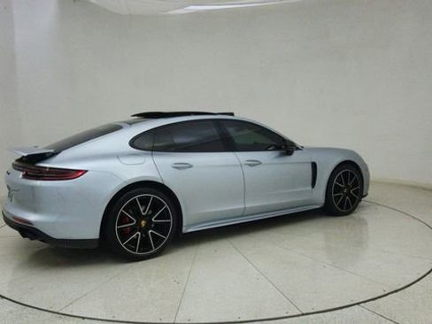 Used 2018 Porsche Panamera 4S image 69