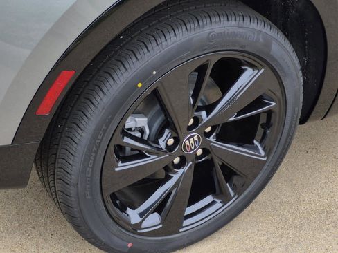 New 2026 Buick Envision Sport Touring image 5