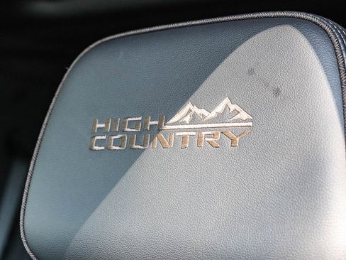 Used 2022 Chevrolet Tahoe High Country w/ Premium Package 2 image 28