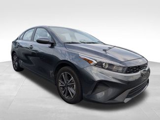 Used 2023 Kia Forte LXS video 1