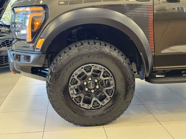 New 2026 Ford F150 Raptor w/ Equipment Group 803A Raptor R AWD/4WD image 9
