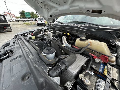 Used 2019 Ford F350 XL w/ Power Equipment Group AWD/4WD image 30