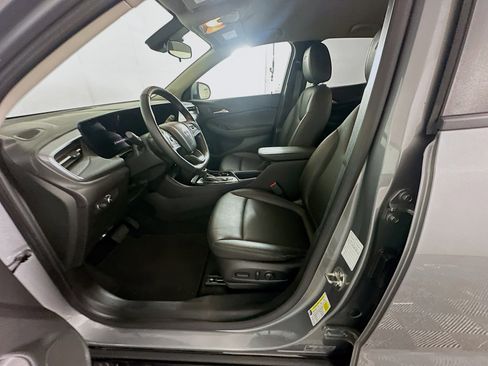 Used 2024 Buick Encore GX Sport Touring w/ Comfort Package image 13