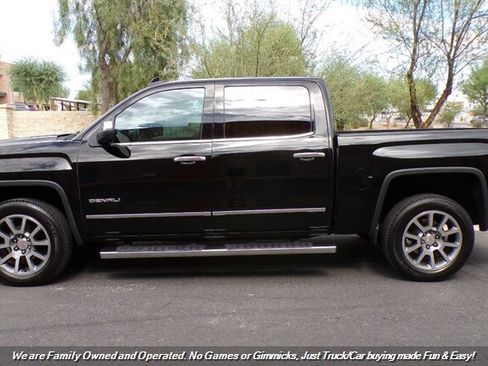 Used 2015 GMC Sierra 1500 Denali w/ Driver Alert Package AWD/4WD image 7