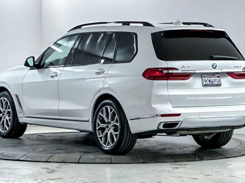 Used 2022 BMW X7 xDrive40i w/ Premium Package image 6