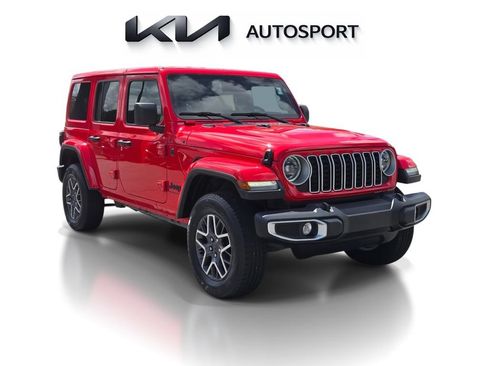 Used 2025 Jeep Wrangler Unlimited Sahara AWD/4WD image 3