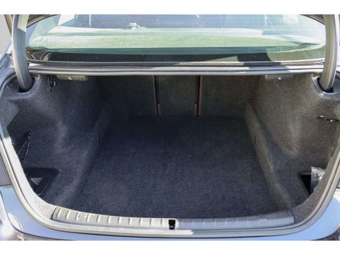 Used 2018 BMW 540i xDrive image 31