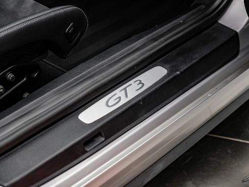 Used 2015 Porsche 911 GT3 RWD image 50