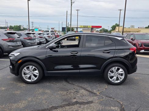 Used 2025 Buick Encore GX Preferred FWD image 4