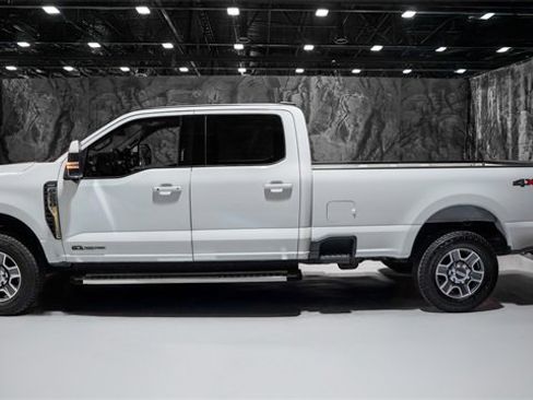 Used 2023 Ford F250 Lariat image 24