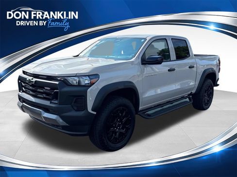 Used 2026 Chevrolet Colorado Trail Boss AWD/4WD image 1