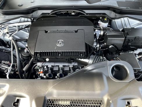 Used 2026 Acura MDX SH-AWD w/ Technology Package image 8