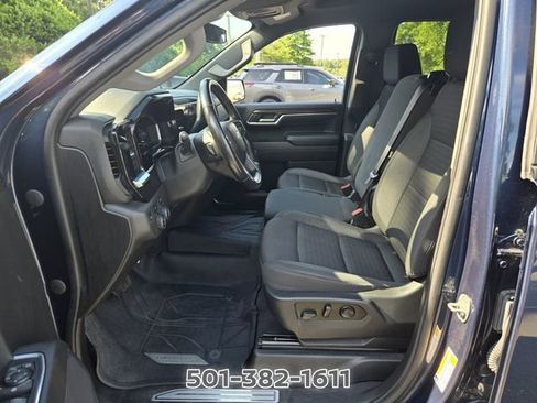 Used 2022 Chevrolet Silverado 1500 LT AWD/4WD image 11