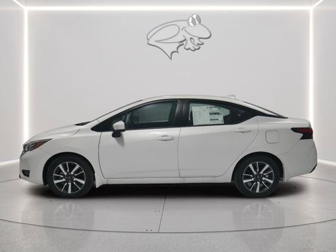 New 2025 Nissan Versa SV w/ Trunk Package FWD image 2