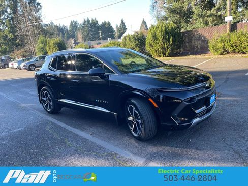 Used 2025 Chevrolet Equinox EV LT w/ Convenience Package image 15