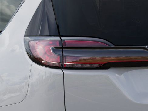 New 2025 Chrysler Pacifica Limited image 9