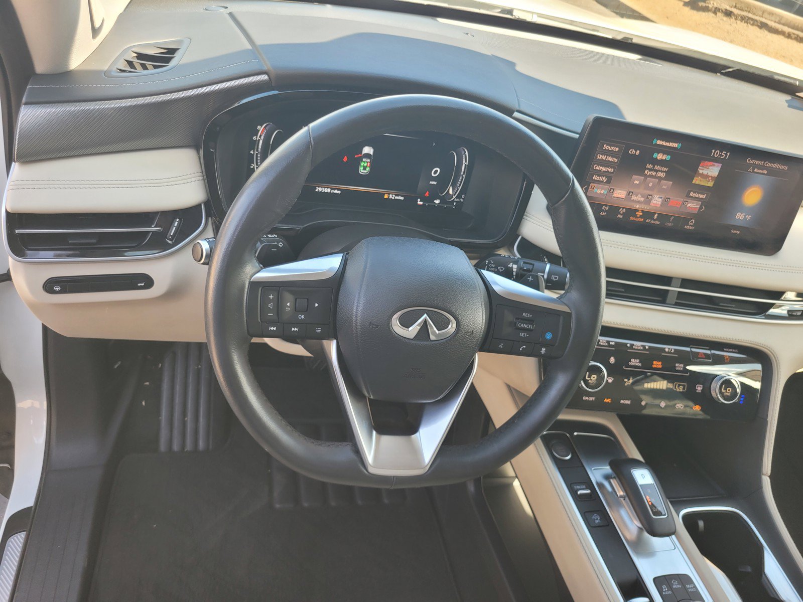 Used 2024 INFINITI QX60 Luxe w/ Performance Audio Package AWD/4WD image 27