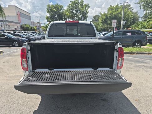 Used 2015 Nissan Frontier Desert Runner RWD image 6