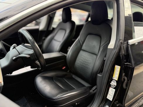 Used 2018 Tesla Model 3 image 26