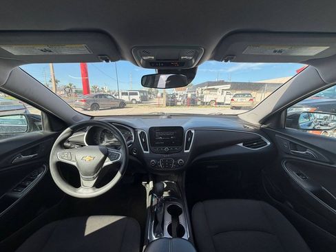Used 2023 Chevrolet Malibu LT w/ Driver Confidence Package FWD image 16