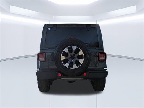 Used 2022 Jeep Wrangler Unlimited Sahara w/ Cold Weather Group image 5