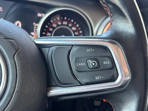 Used 2018 Jeep Wrangler Unlimited Rubicon AWD/4WD image 19