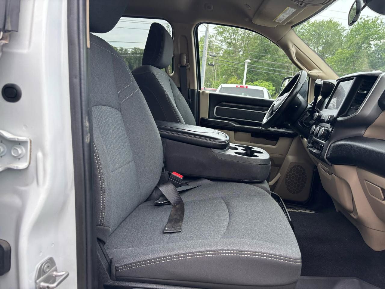 Used 2022 RAM 3500 Big Horn AWD/4WD image 53