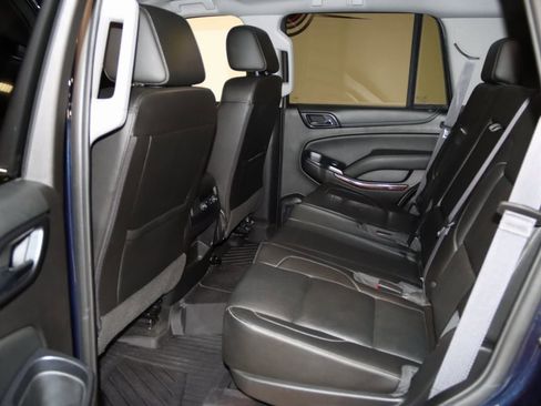 Used 2017 GMC Yukon SLT image 64