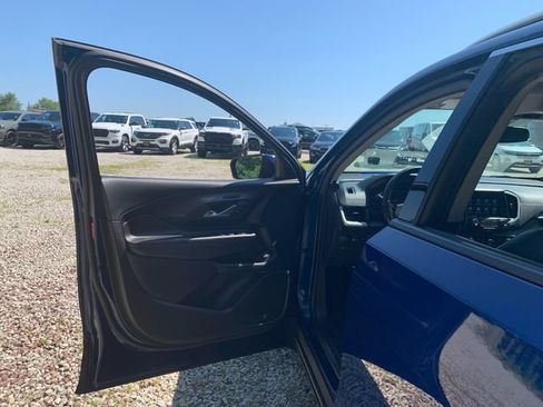 Used 2022 GMC Terrain SLT AWD/4WD image 22
