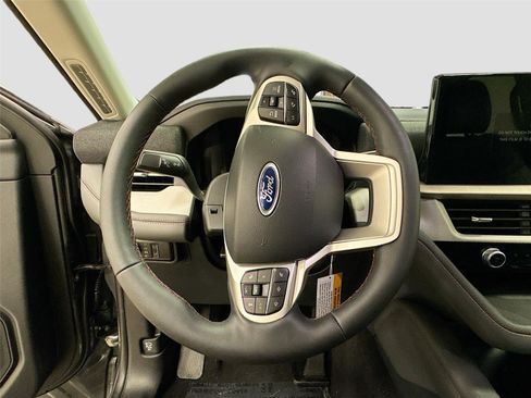 New 2026 Ford Explorer Active w/ Active Comfort Package image 11