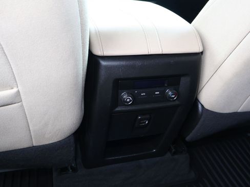 Used 2023 Chevrolet Traverse LS image 12