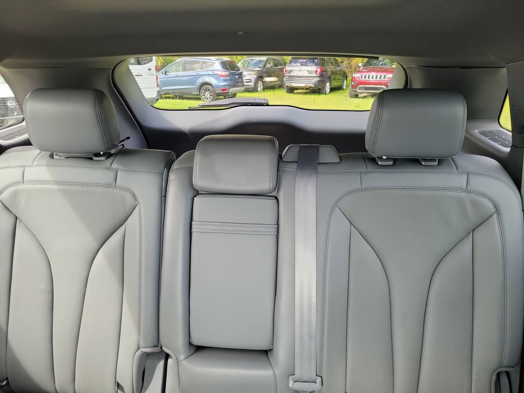 Used 2020 Lincoln Nautilus Reserve w/ Cargo Utility Package FWD image 16