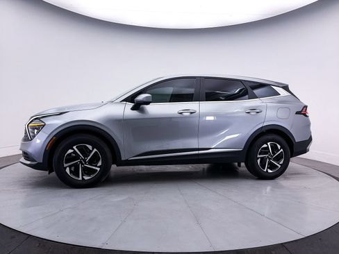 Used 2025 Kia Sportage LX FWD image 37