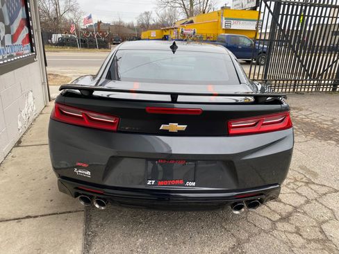 Used 2017 Chevrolet Camaro SS w/ 50th Anniversary Edition image 7