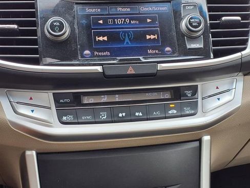 Used 2013 Honda Accord EX-L image 19