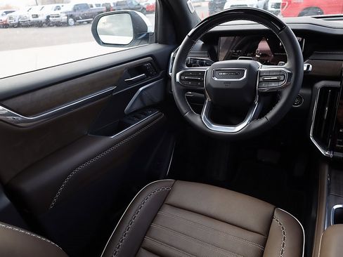 New 2026 GMC Acadia Denali Ultimate w/ LPO, Illumination Package image 19