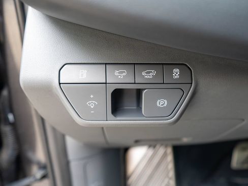 Certified 2024 Kia EV9 GT-Line AWD/4WD image 23
