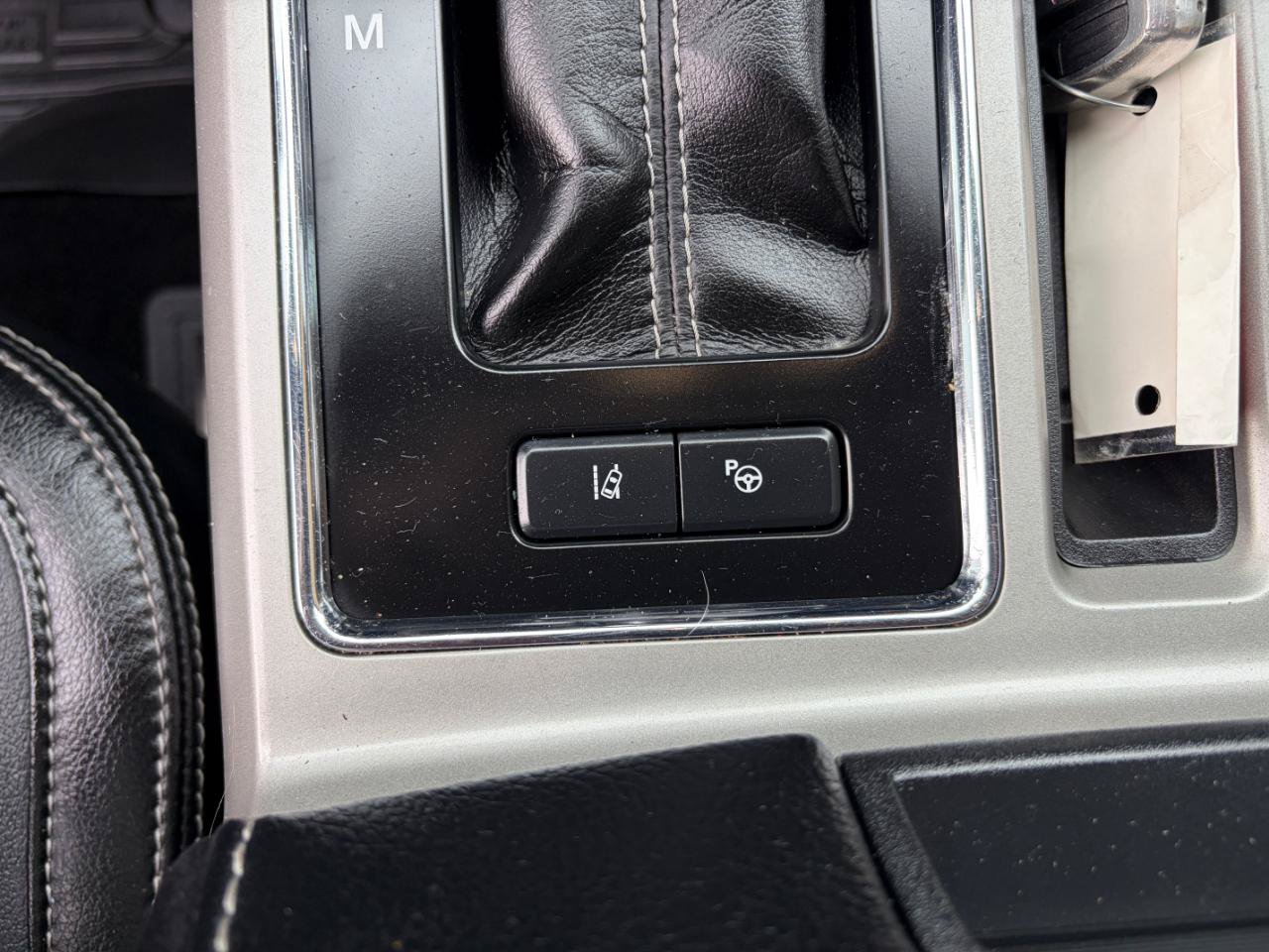 Used 2019 Ford F150 Lariat w/ Equipment Group 502A Luxury AWD/4WD image 27