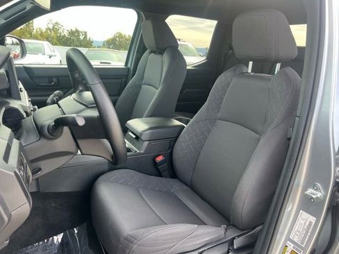 Certified 2024 Toyota Tacoma SR image 11