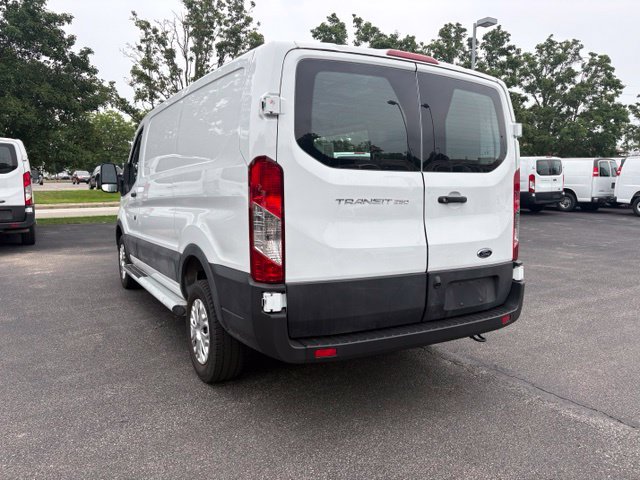 Used 2025 Ford Transit 250 Low Roof w/ Exterior Upgrade Package RWD image 3